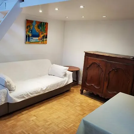 Great Studio In Prestigious Building Cannes